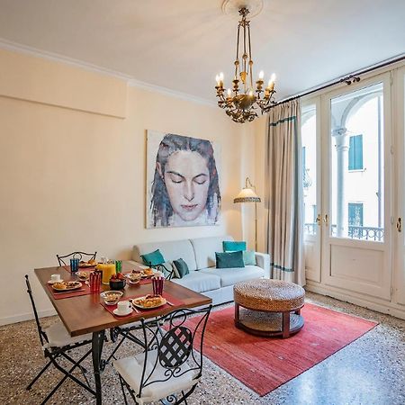 Ca' Grassi 2 Charming Balcony Lägenhet Venedig Exteriör bild