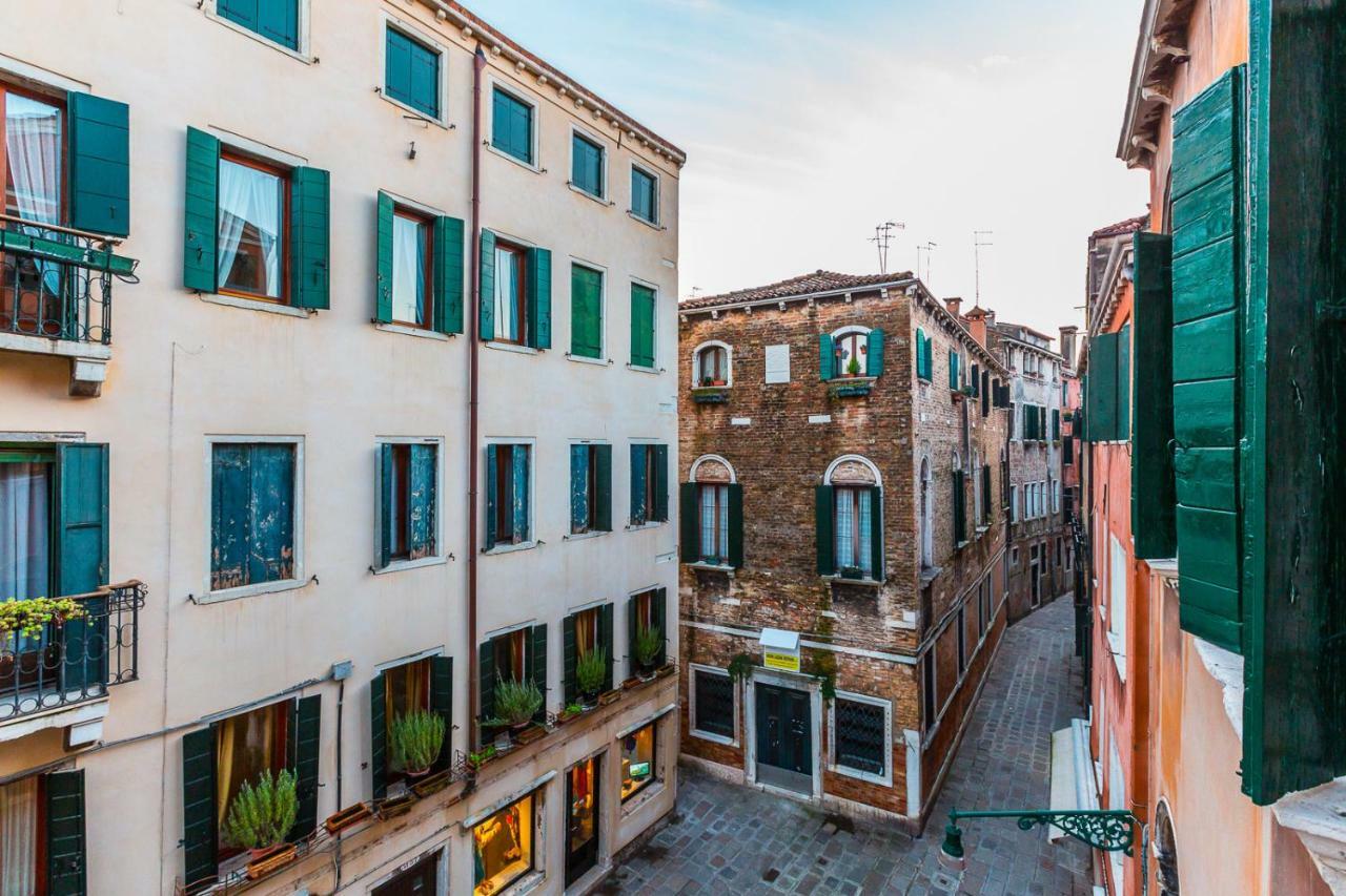 Ca' Grassi 2 Charming Balcony Lägenhet Venedig Exteriör bild